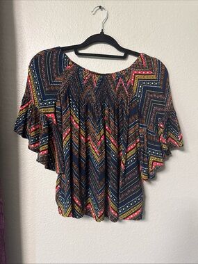 #928 A.n.a Short Bell Sleeve Top Size Extra Small